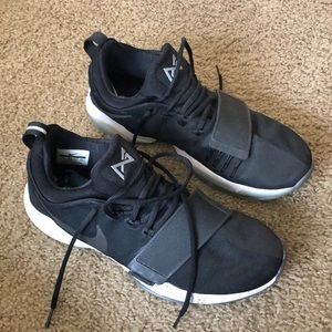 Nike PG1’s